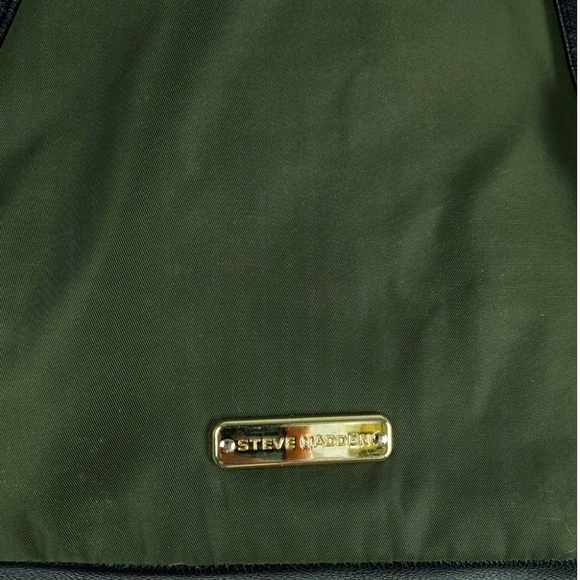 **SOLD**Steve Madden Olive Green Gold Zip Backpack - Picture 7 of 9